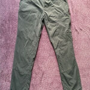 Women’s Duluth Alaskan Hardgear pants